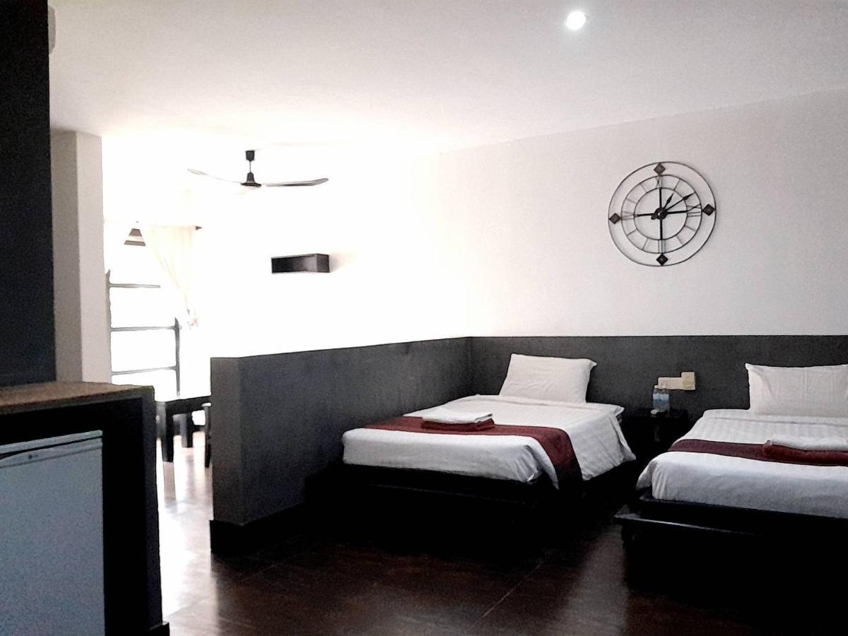 Prana Hotel Siem Reap Esterno foto