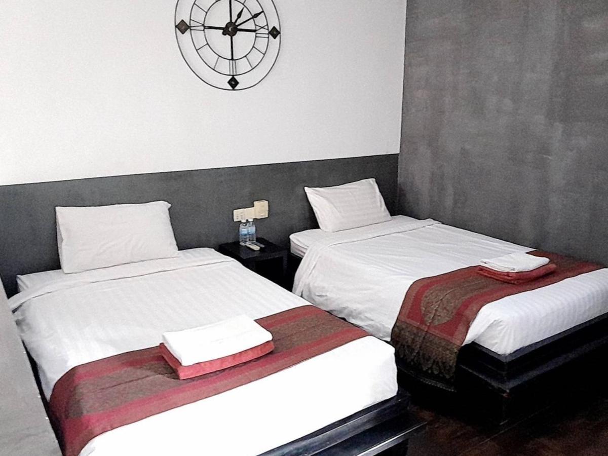 Prana Hotel Siem Reap Esterno foto
