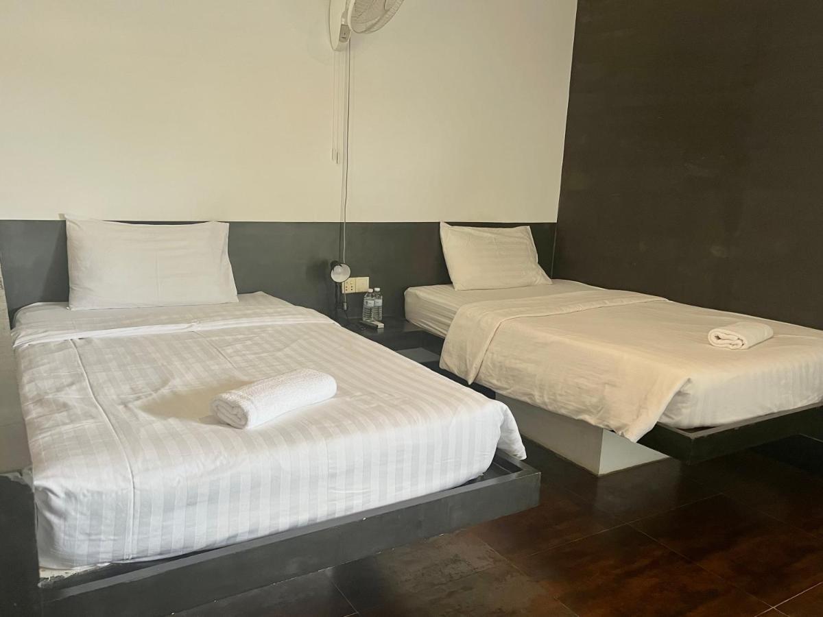 Prana Hotel Siem Reap Esterno foto